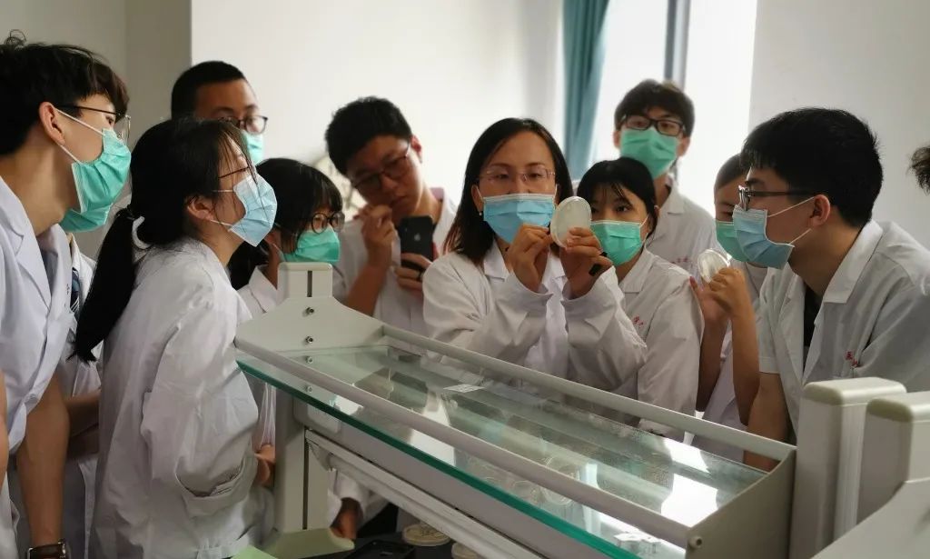 图片 图片