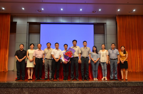 1432890610731927.jpg 合影_缩小大小.JPG